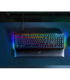 TECLADO RAZER BLACKWIDOW V4 GREEN SWITCH (USA) (RZ03-04690100-R3M1)