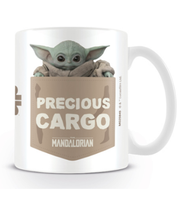 TAZA BLANCA THE MANDALORIAN PRECIOUS CARGO PYRAMID INTERNATIONAL REDSTRING MG25845