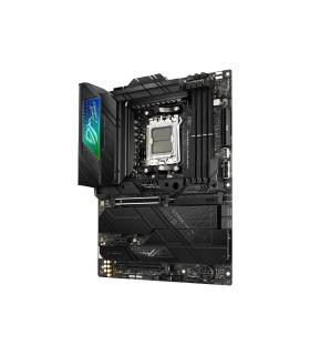 ASUS ROG STRIX X670E-F GAMING WIFI AMD X670 Zócalo AM5 ATX