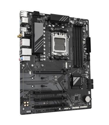 GIGABYTE B650 UD AX Placa Base - Compatible con CPUs AMD Ryzen Serie 9000, VRM de 6+2+2 fases, hasta 7600MHz DDR5 (OC), 1x PCIe