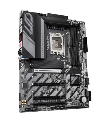 GIGABYTE Placa Base Z890 UD WIFI6E - Compatible Con CPUs Intel Core Ultra (Serie 2), VRM De 12+1+2 Fases, Hasta 8800MHz DDR5 (OC